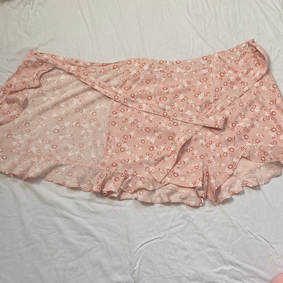 Cotton Candy LA pink floral wrap skort - Picture 2 of 3